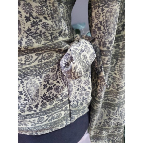 Liz Claiborne Women's Gray Polyester Collared Long Sleeve Button Down Shirt 6 - Picture 6 of 12